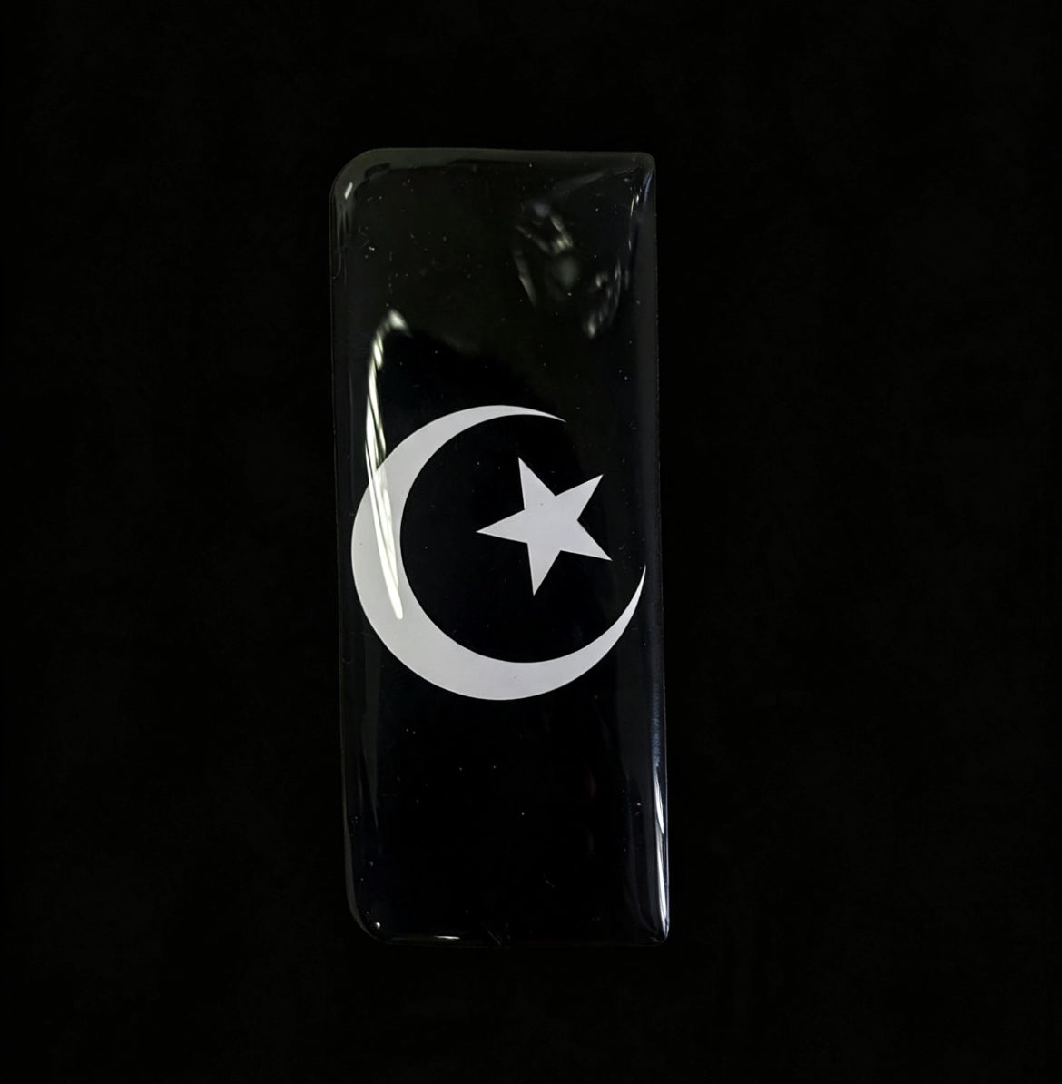 PREMIUM COUNTRY BADGE